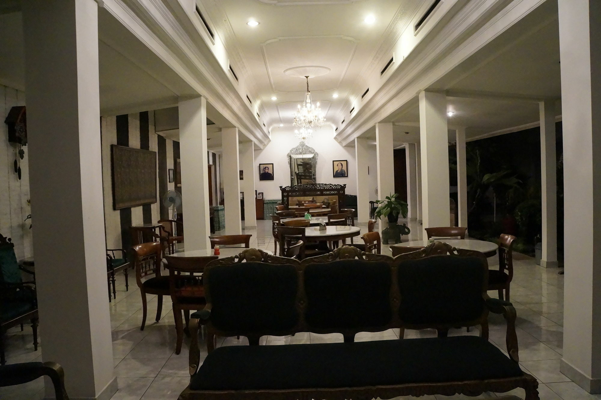 Hotel Kirana يوغياكارتا المظهر الخارجي الصورة
